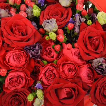 Букет в корзине Жаркие ночи