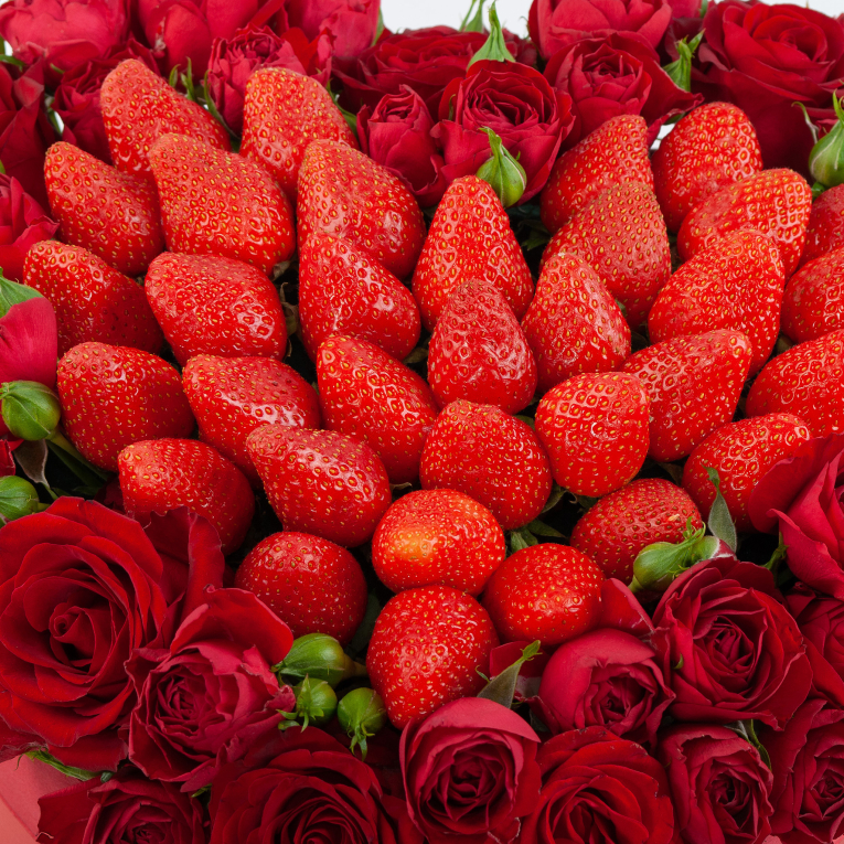 Композиция Клубничное признание