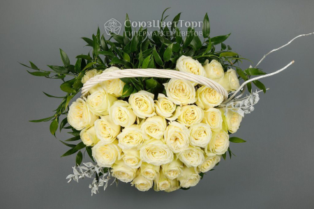 Композиция в корзине Парадиз