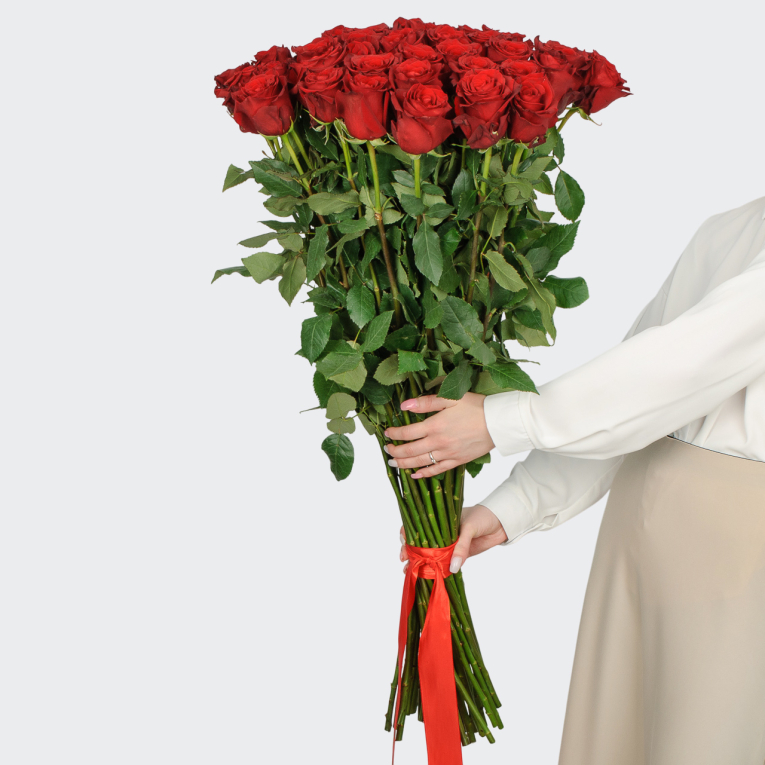 Букет 35 роз Высокие чувства