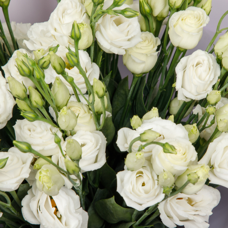 Букет белой эустомы Снежная фея